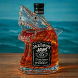 Limitovaná edice whiskey láhve Shark Jaws Anniversary